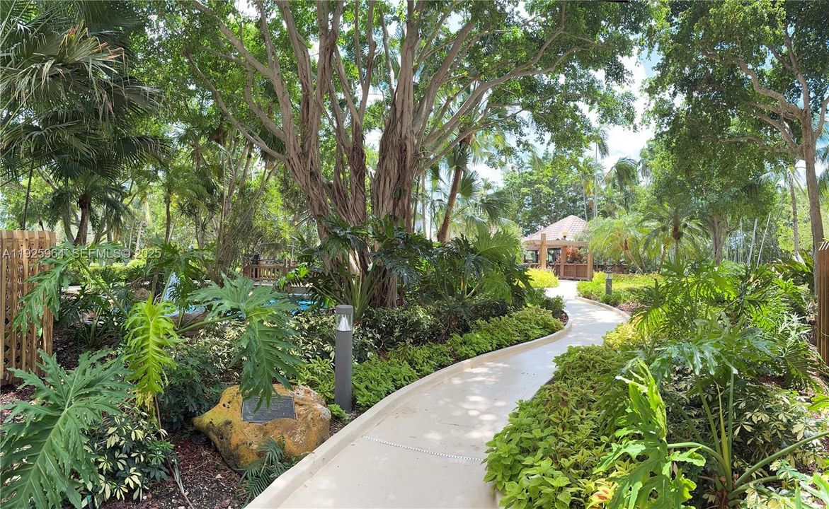 В аренду: $4,100 (2 спален, 2 ванн, 1520 Квадратных фут)