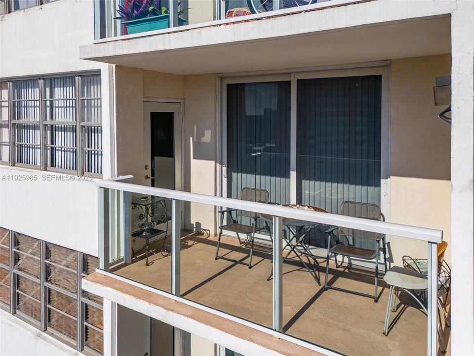 En Venta: $169,000 (2 camas, 2 baños, 861 Pies cuadrados)