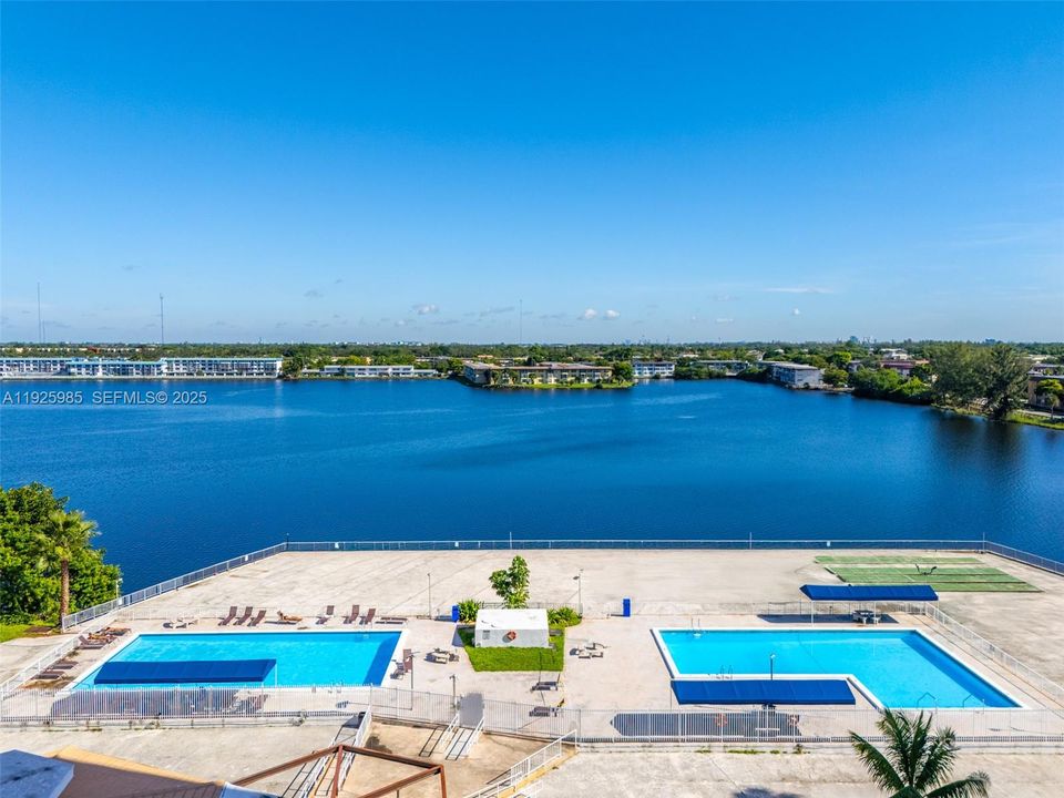 En Venta: $169,000 (2 camas, 2 baños, 861 Pies cuadrados)