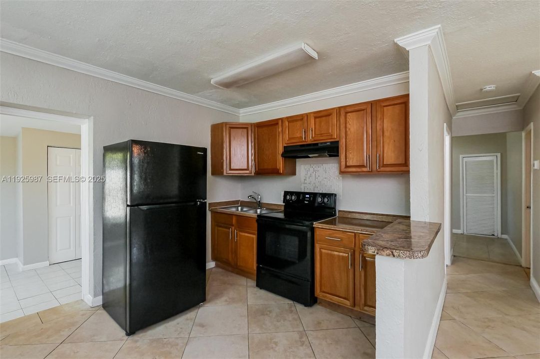 В аренду: $2,150 (3 спален, 2 ванн, 1272 Квадратных фут)