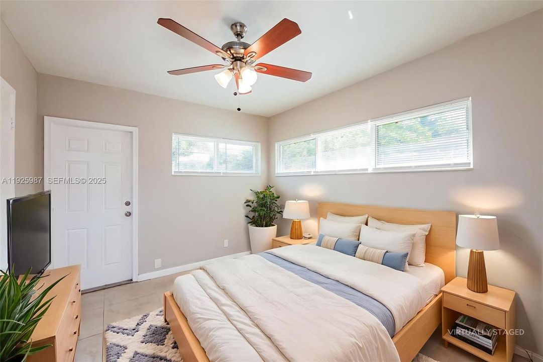 В аренду: $2,150 (3 спален, 2 ванн, 1272 Квадратных фут)