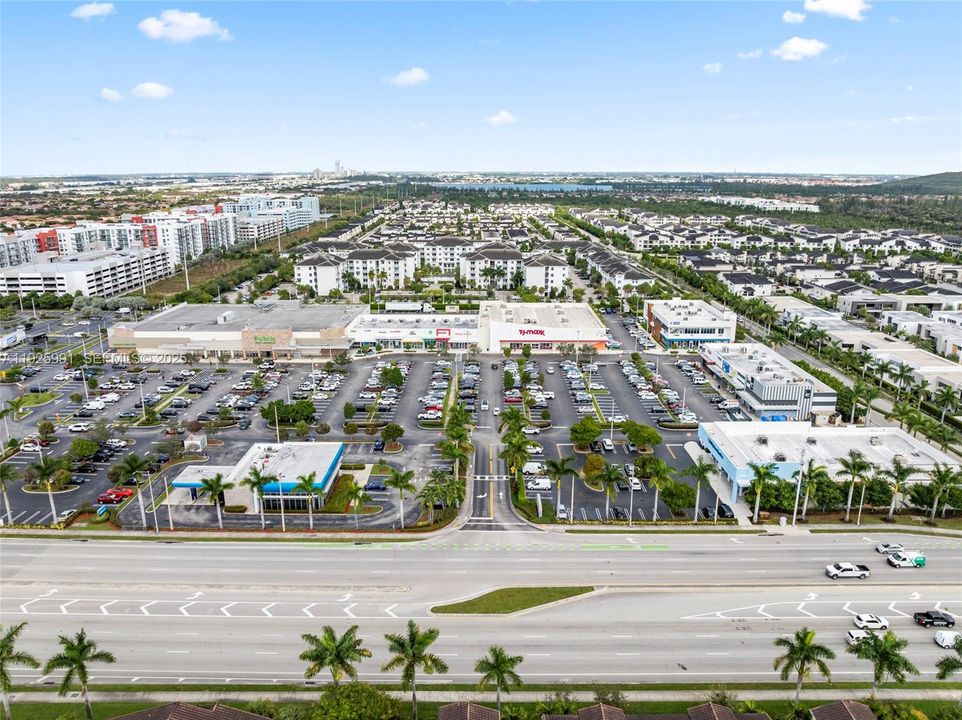 For Sale: $1,245,000 (4 beds, 4 baths, 2878 Square Feet)