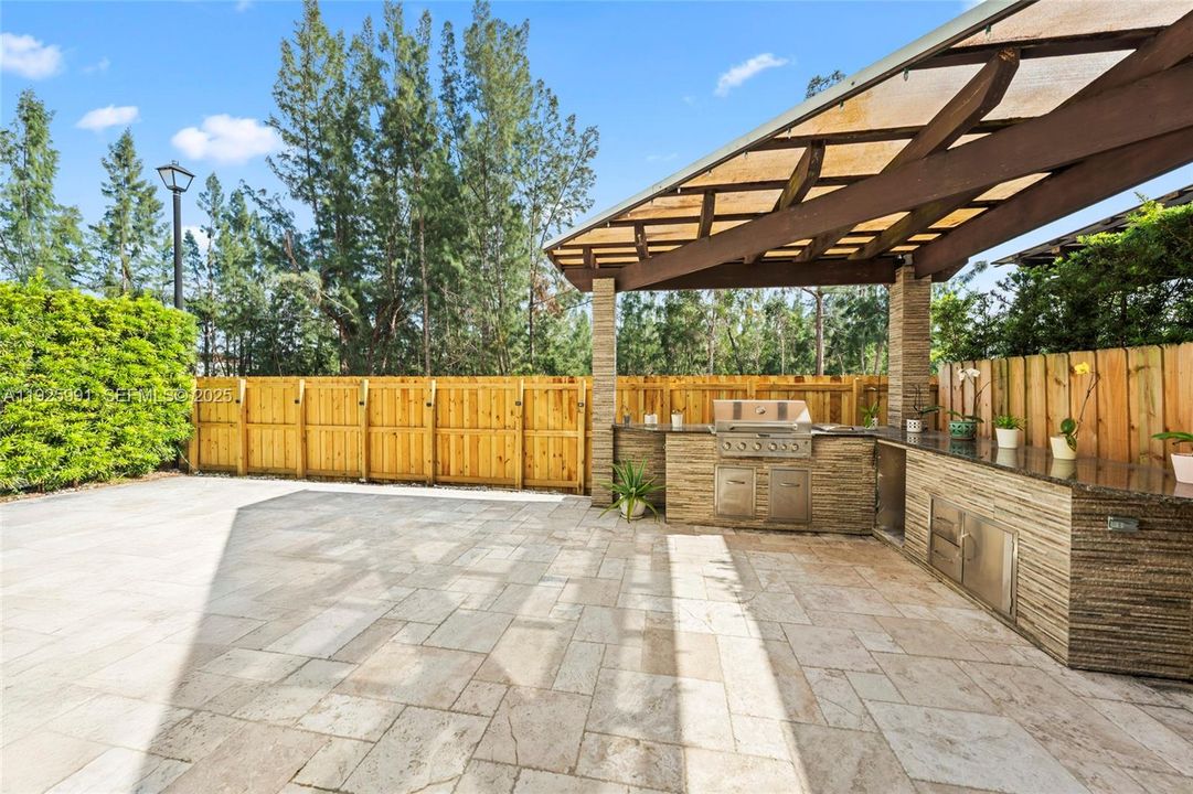 For Sale: $1,245,000 (4 beds, 4 baths, 2878 Square Feet)