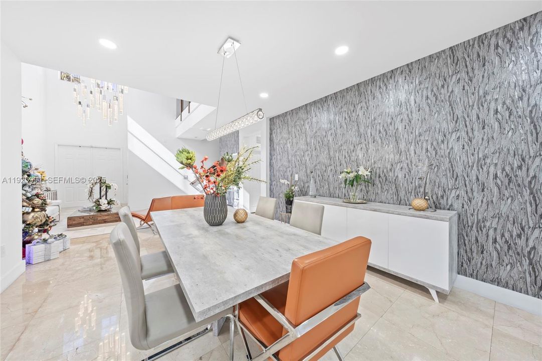 For Sale: $1,245,000 (4 beds, 4 baths, 2878 Square Feet)