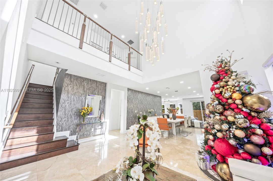 For Sale: $1,245,000 (4 beds, 4 baths, 2878 Square Feet)