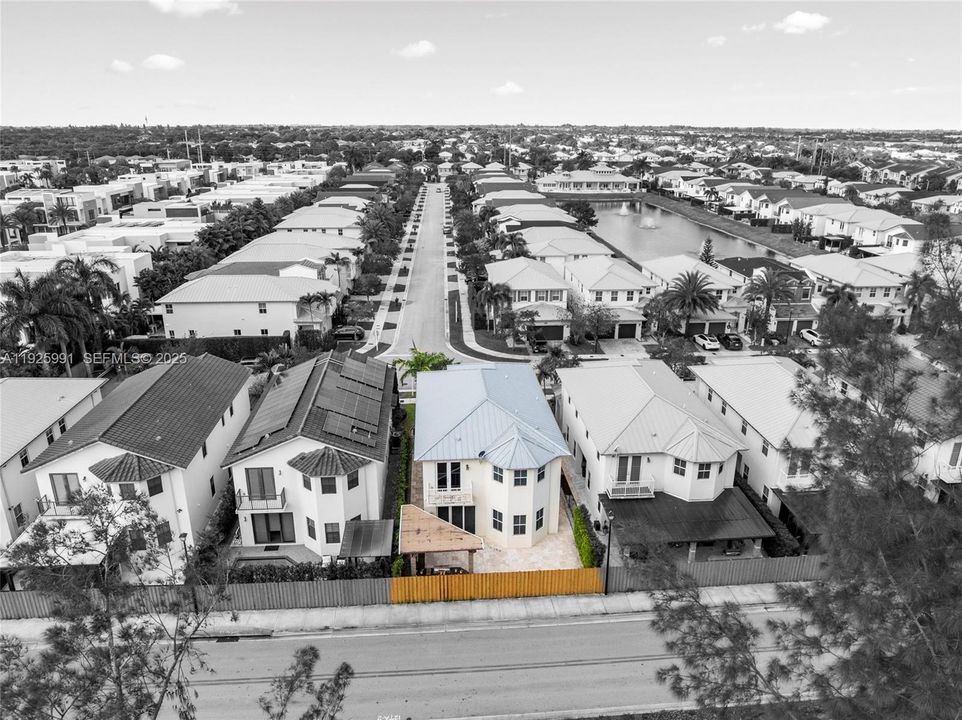 For Sale: $1,245,000 (4 beds, 4 baths, 2878 Square Feet)