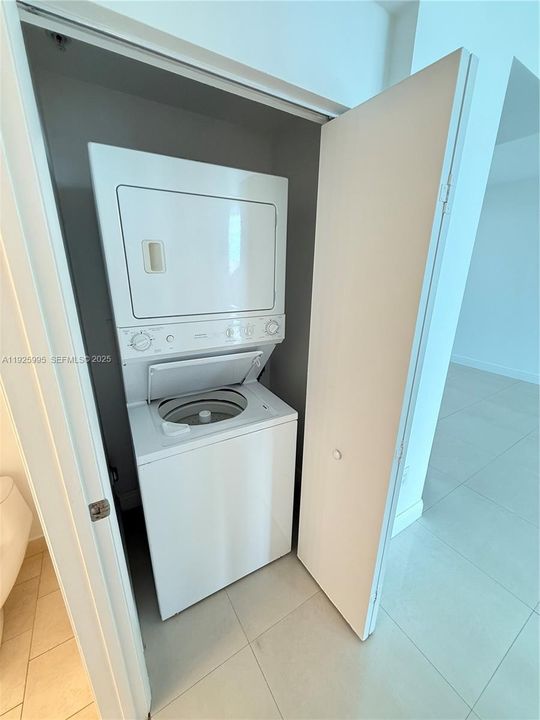 出租: $2,750 (1 贝兹, 1 浴室, 736 平方英尺)