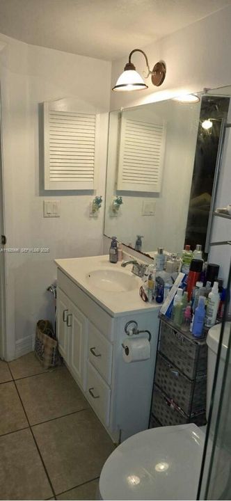 Activo con contrato: $65,000 (2 camas, 1 baños, 0 Pies cuadrados)