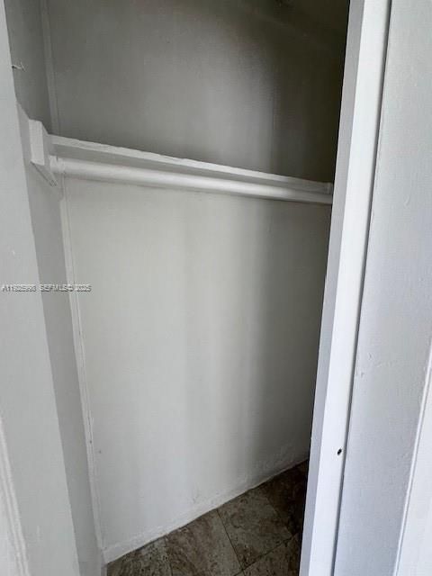 For Rent: $2,800 (2 beds, 1 baths, 2446 Square Feet)