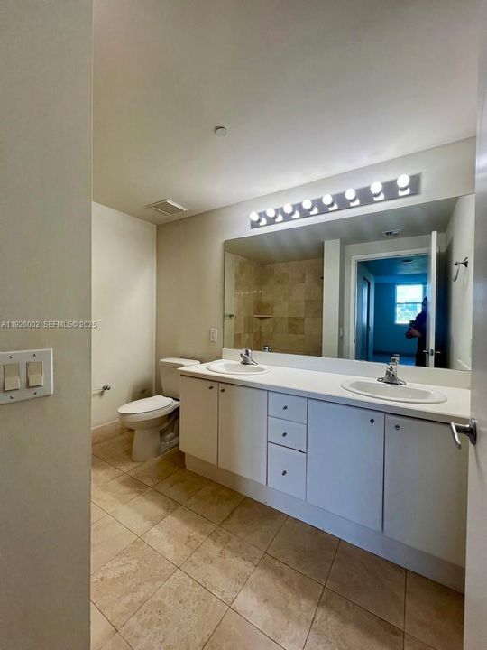 В аренду: $2,999 (1 спален, 1 ванн, 850 Квадратных фут)