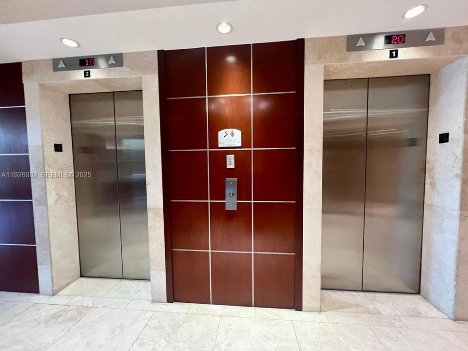 В аренду: $2,999 (1 спален, 1 ванн, 850 Квадратных фут)