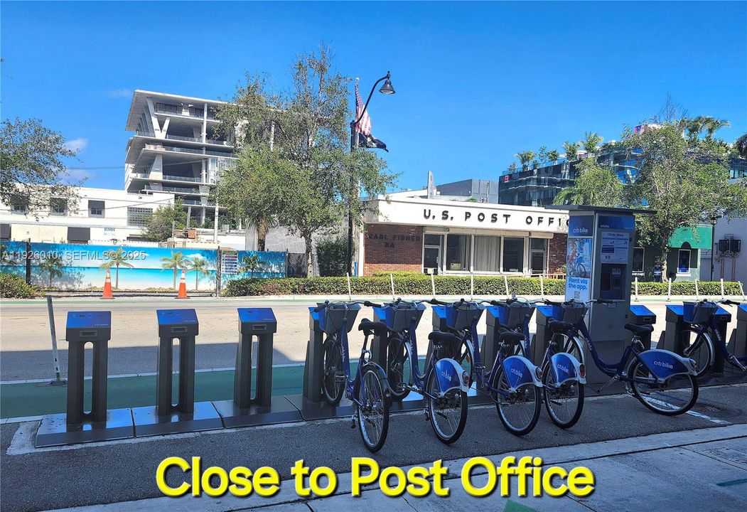 For Rent: $2,500 (1 beds, 2 baths, 752 Square Feet)