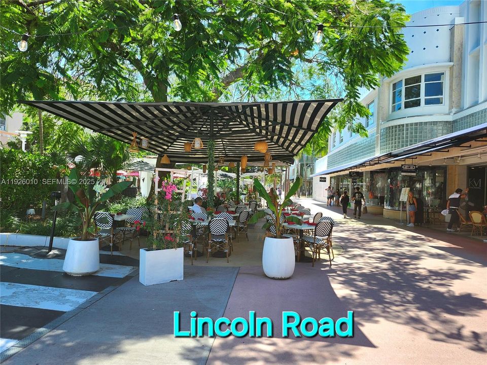 For Rent: $2,500 (1 beds, 2 baths, 752 Square Feet)