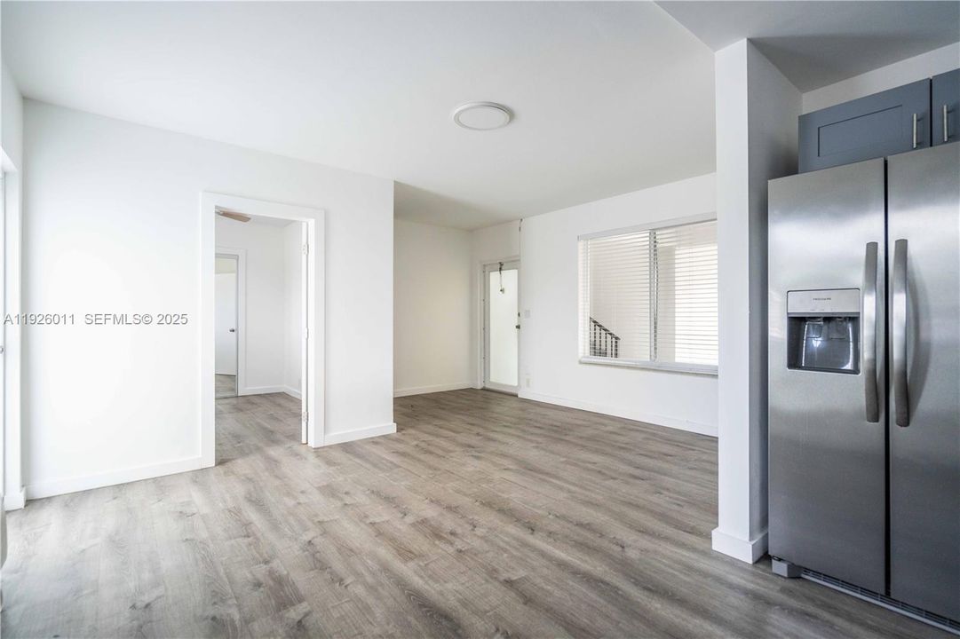 En Renta: $3,000 (3 camas, 2 baños, 1300 Pies cuadrados)