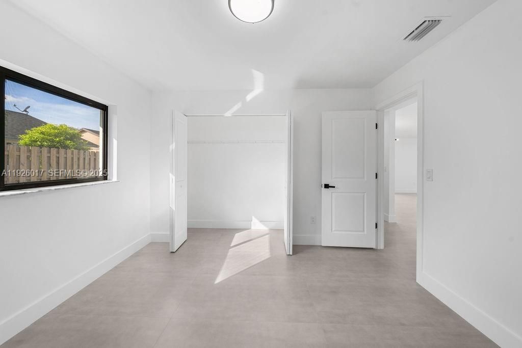 На продажу: $626,500 (3 спален, 2 ванн, 1241 Квадратных фут)