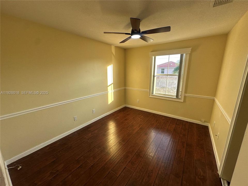 For Rent: $3,500 (4 beds, 2 baths, 1896 Square Feet)