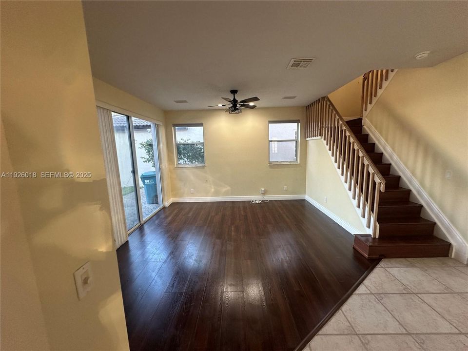 For Rent: $3,500 (4 beds, 2 baths, 1896 Square Feet)