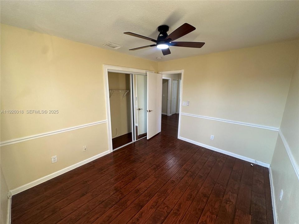 For Rent: $3,500 (4 beds, 2 baths, 1896 Square Feet)