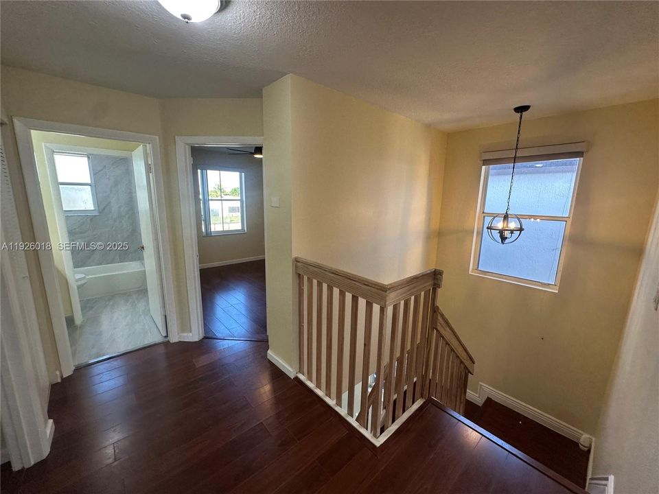 For Rent: $3,500 (4 beds, 2 baths, 1896 Square Feet)