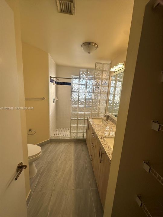 For Rent: $3,500 (4 beds, 2 baths, 1896 Square Feet)