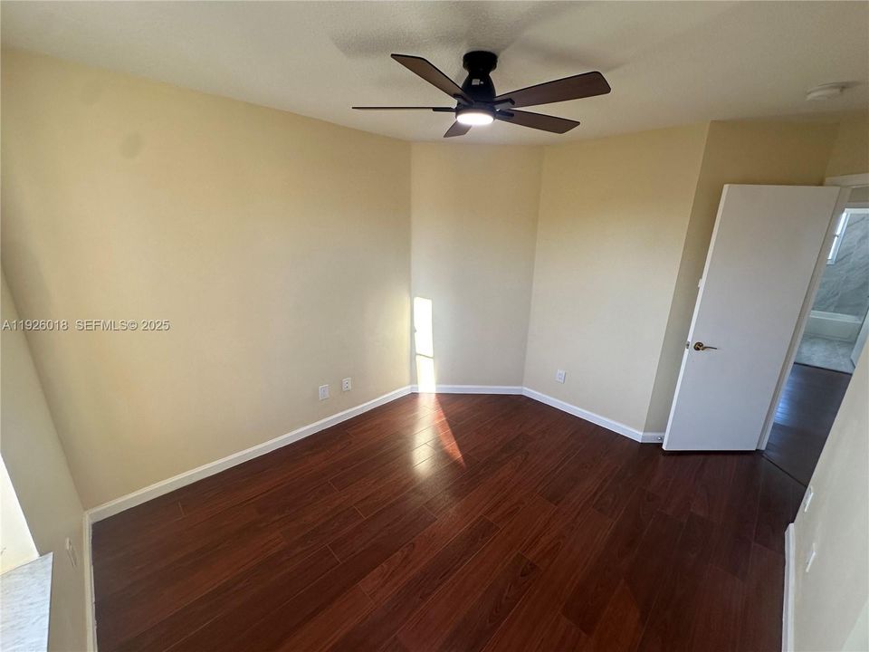 For Rent: $3,500 (4 beds, 2 baths, 1896 Square Feet)