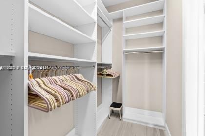 На продажу: $849,000 (3 спален, 3 ванн, 2352 Квадратных фут)