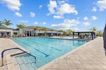 На продажу: $849,000 (3 спален, 3 ванн, 2352 Квадратных фут)