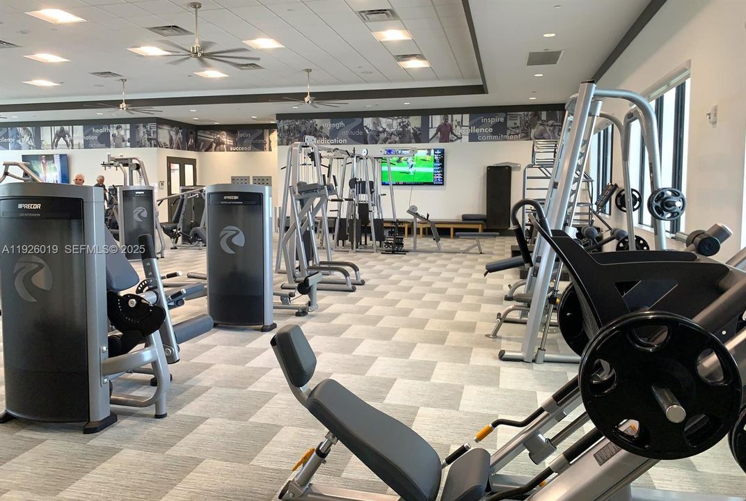 На продажу: $849,000 (3 спален, 3 ванн, 2352 Квадратных фут)