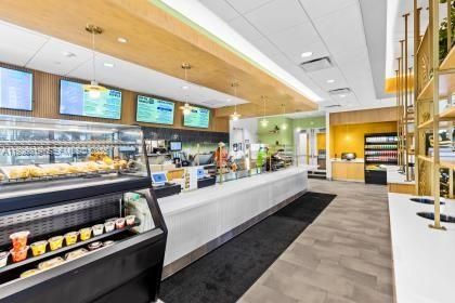 На продажу: $849,000 (3 спален, 3 ванн, 2352 Квадратных фут)