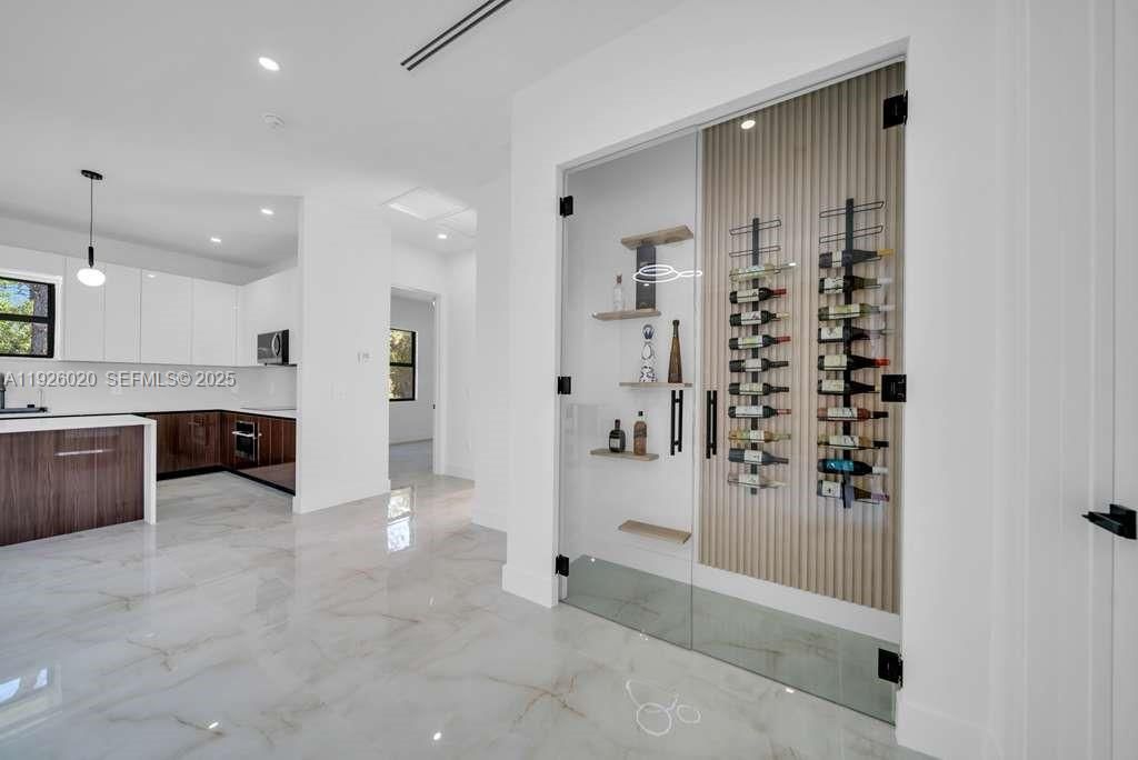 待售: $369,900 (4 贝兹, 3 浴室, 1650 平方英尺)