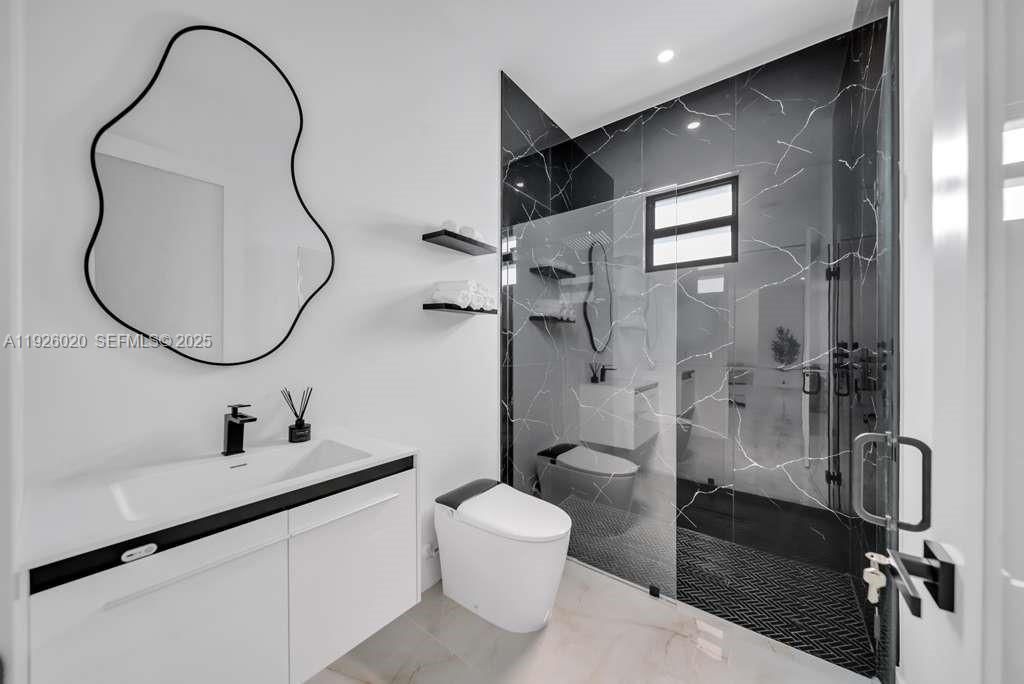 待售: $369,900 (4 贝兹, 3 浴室, 1650 平方英尺)