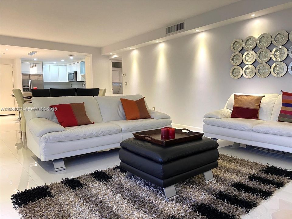 В аренду: $3,100 (2 спален, 2 ванн, 1144 Квадратных фут)