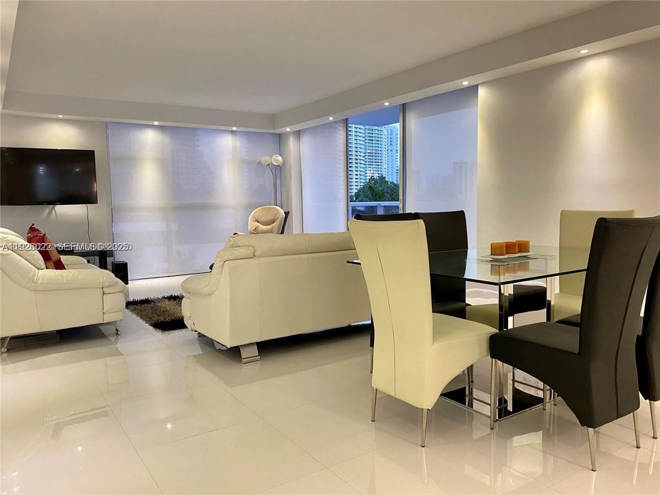 В аренду: $3,100 (2 спален, 2 ванн, 1144 Квадратных фут)