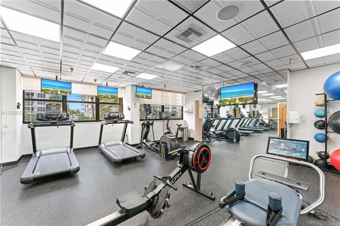 For Sale: $890,000 (2 beds, 2 baths, 1410 Square Feet)