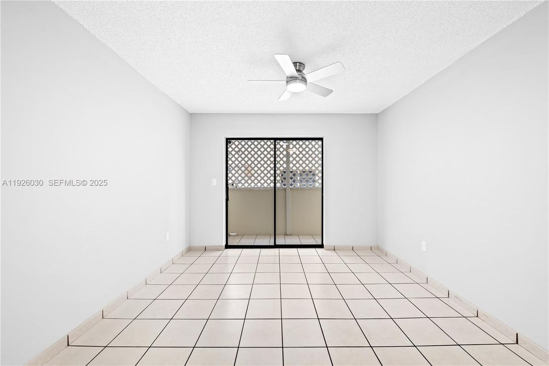 В аренду: $2,000 (1 спален, 1 ванн, 598 Квадратных фут)