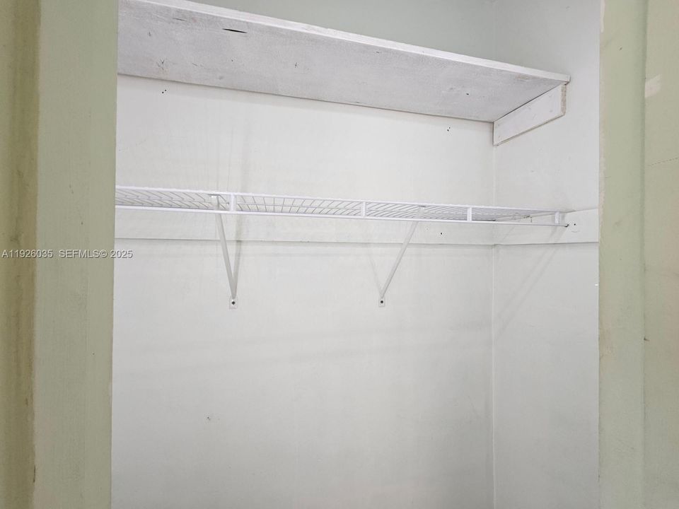 2nd Bedroom's Closet