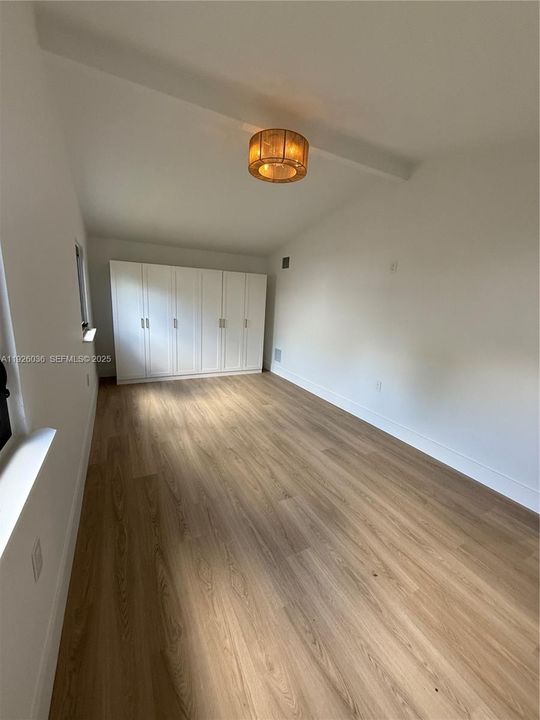 待售: $825,000 (4 贝兹, 2 浴室, 0 平方英尺)