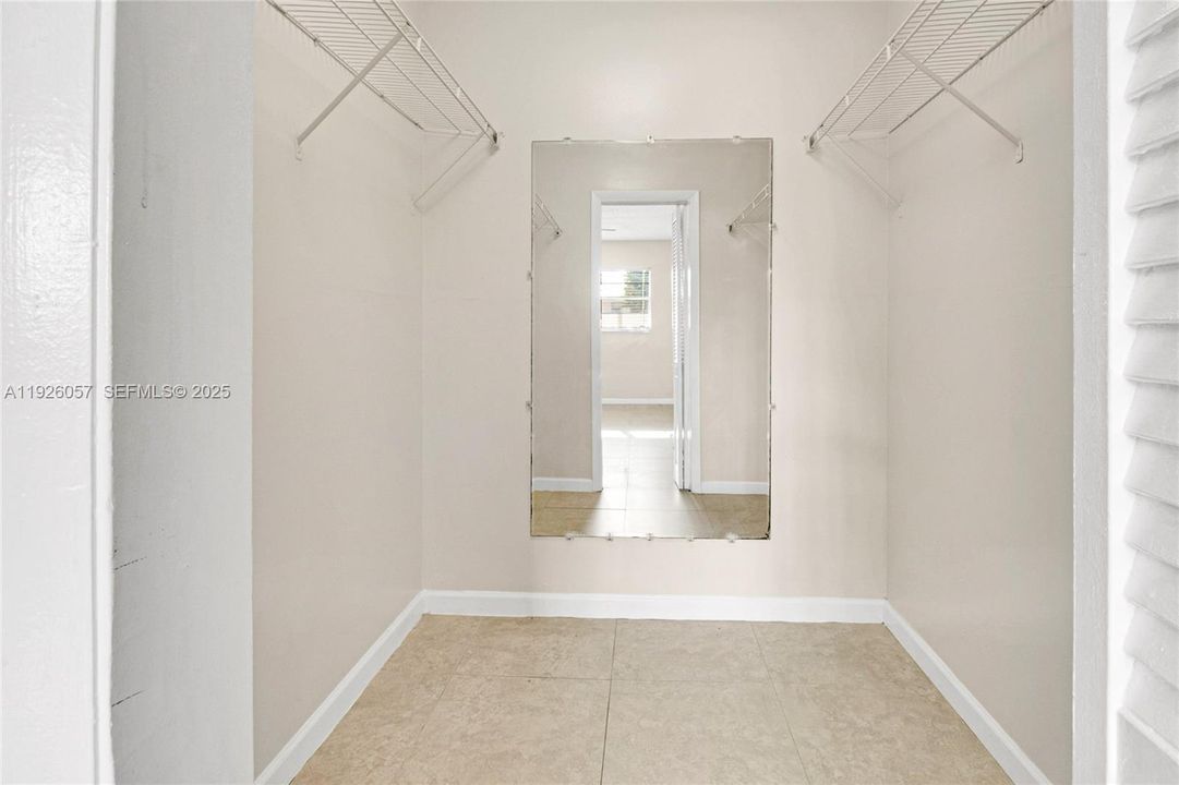 En Renta: $1,550 (1 camas, 1 baños, 720 Pies cuadrados)