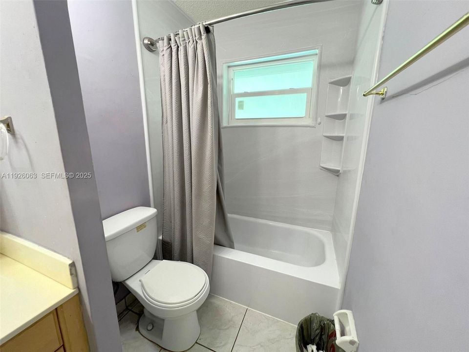 En Venta: $465,000 (3 camas, 2 baños, 1058 Pies cuadrados)