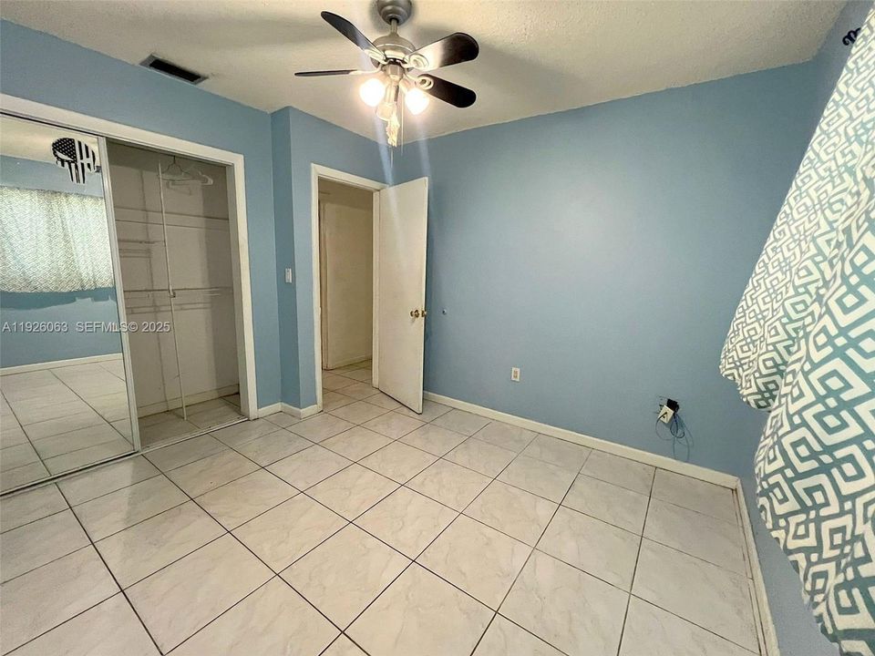 En Venta: $465,000 (3 camas, 2 baños, 1058 Pies cuadrados)