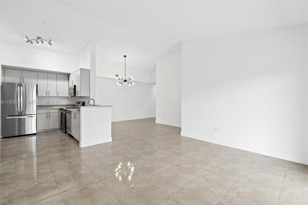 En Venta: $259,000 (2 camas, 2 baños, 1183 Pies cuadrados)