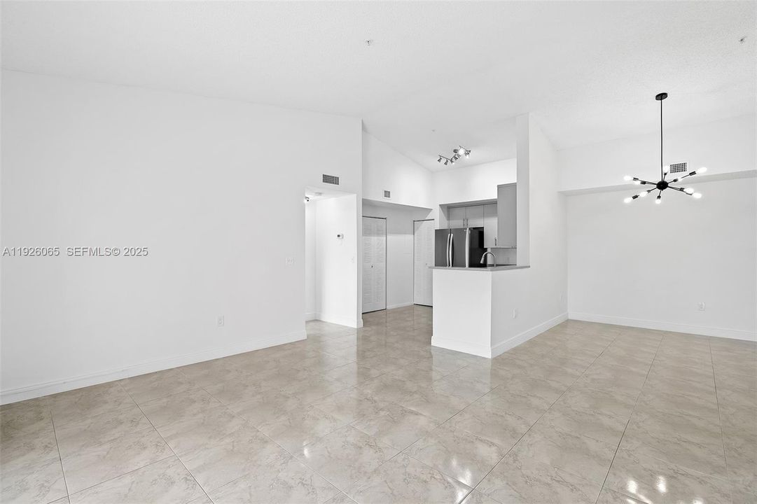 En Venta: $259,000 (2 camas, 2 baños, 1183 Pies cuadrados)