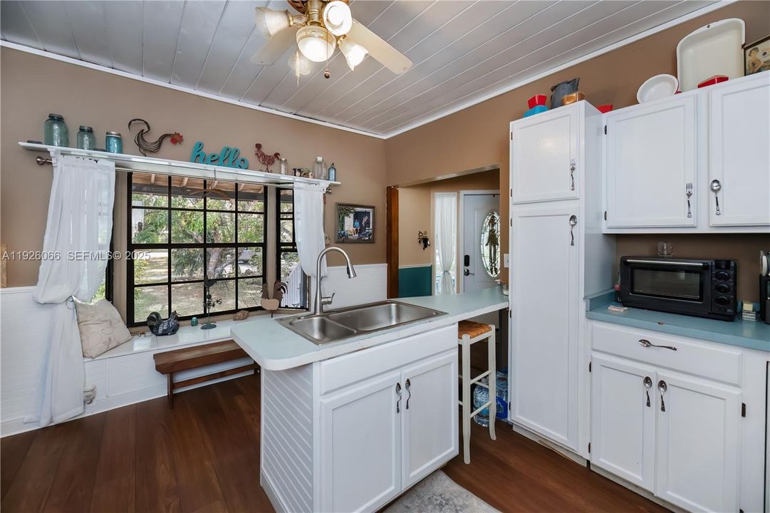 En Venta: $334,900 (3 camas, 2 baños, 0 Pies cuadrados)