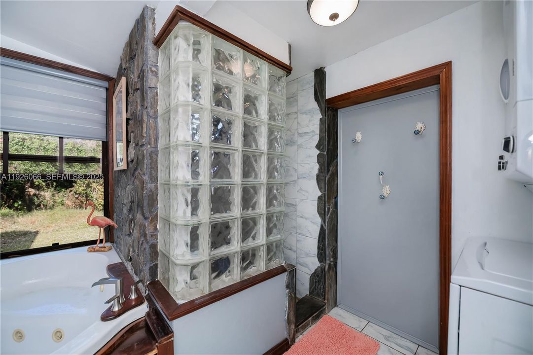 En Venta: $334,900 (3 camas, 2 baños, 0 Pies cuadrados)