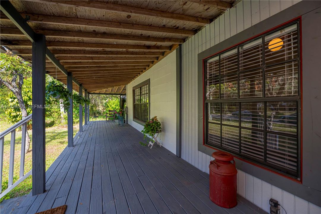 En Venta: $334,900 (3 camas, 2 baños, 0 Pies cuadrados)