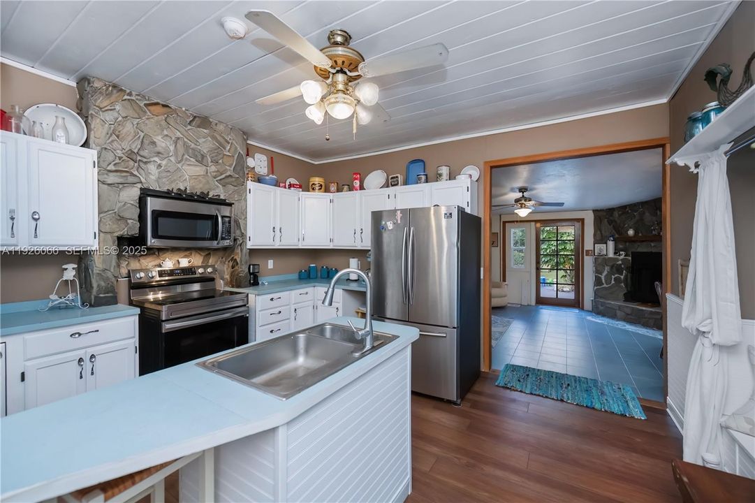 En Venta: $334,900 (3 camas, 2 baños, 0 Pies cuadrados)