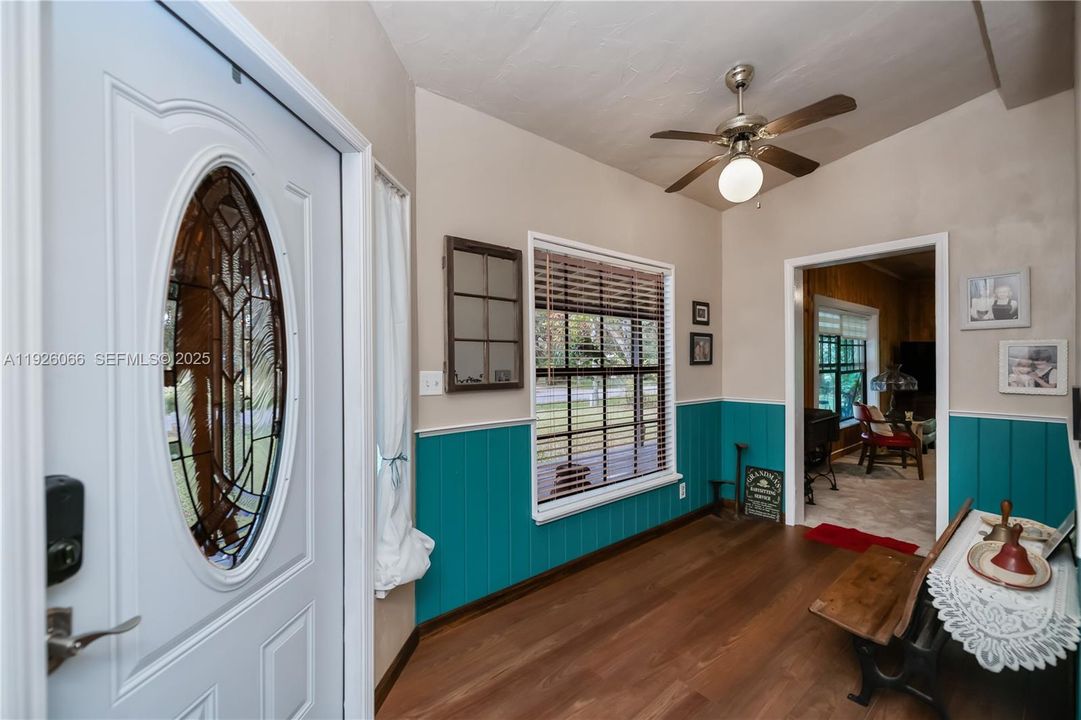 En Venta: $334,900 (3 camas, 2 baños, 0 Pies cuadrados)