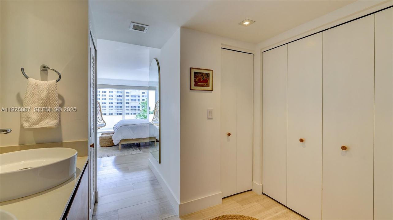 For Rent: $6,750 (2 beds, 2 baths, 1260 Square Feet)