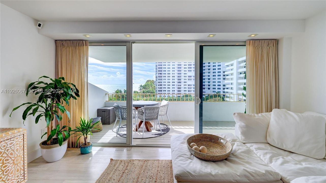 For Rent: $6,750 (2 beds, 2 baths, 1260 Square Feet)