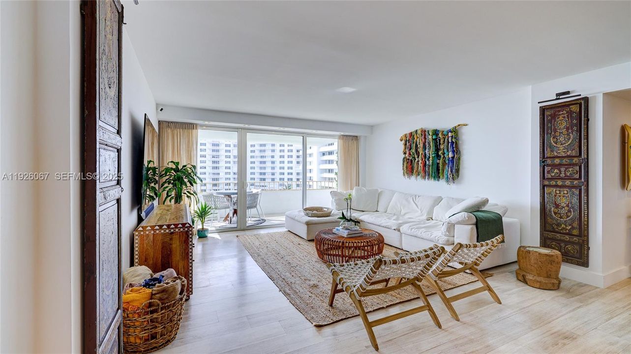 For Rent: $6,750 (2 beds, 2 baths, 1260 Square Feet)